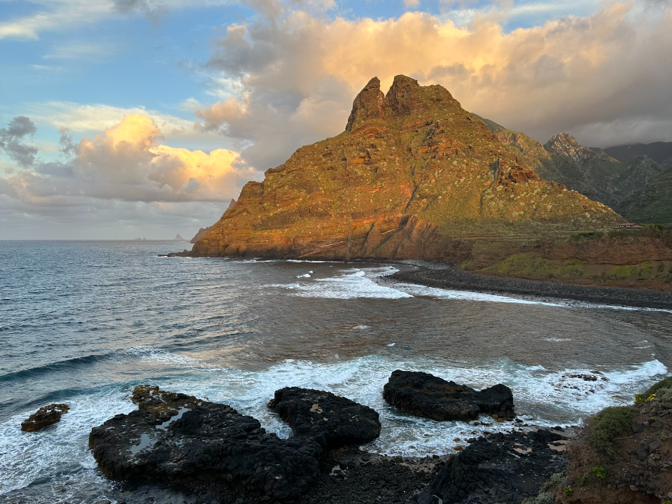 山海之约 海岸线美景 无版权可商用图片素材 免费下载！-优享侠