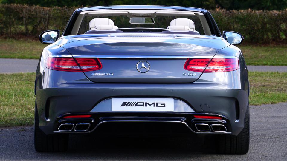 极致奢华：奔驰AMG S63敞篷车后部特写 无版权可商用图片素材 免费下载！-优享侠
